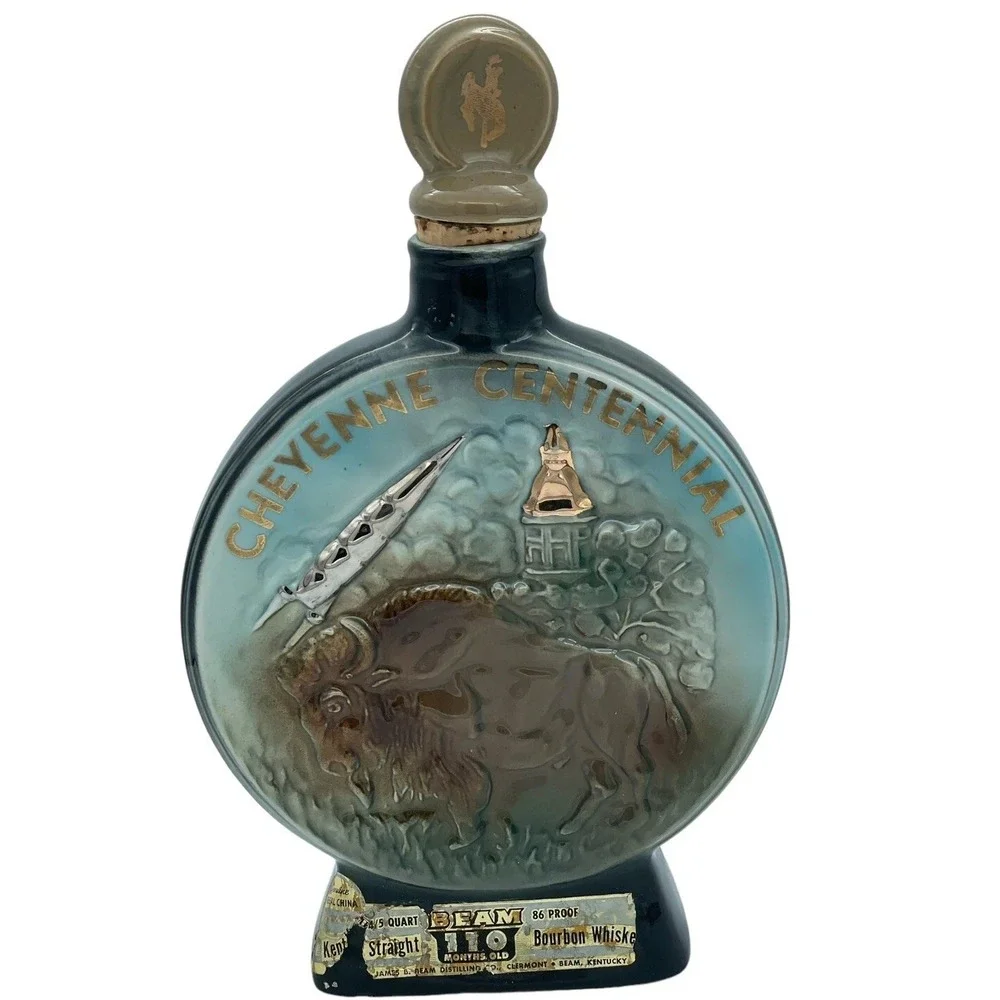 Jim Beam Decanter Cheyenne, WY Centennial Frontier Days Bison 1967 Vintage‎ EUC